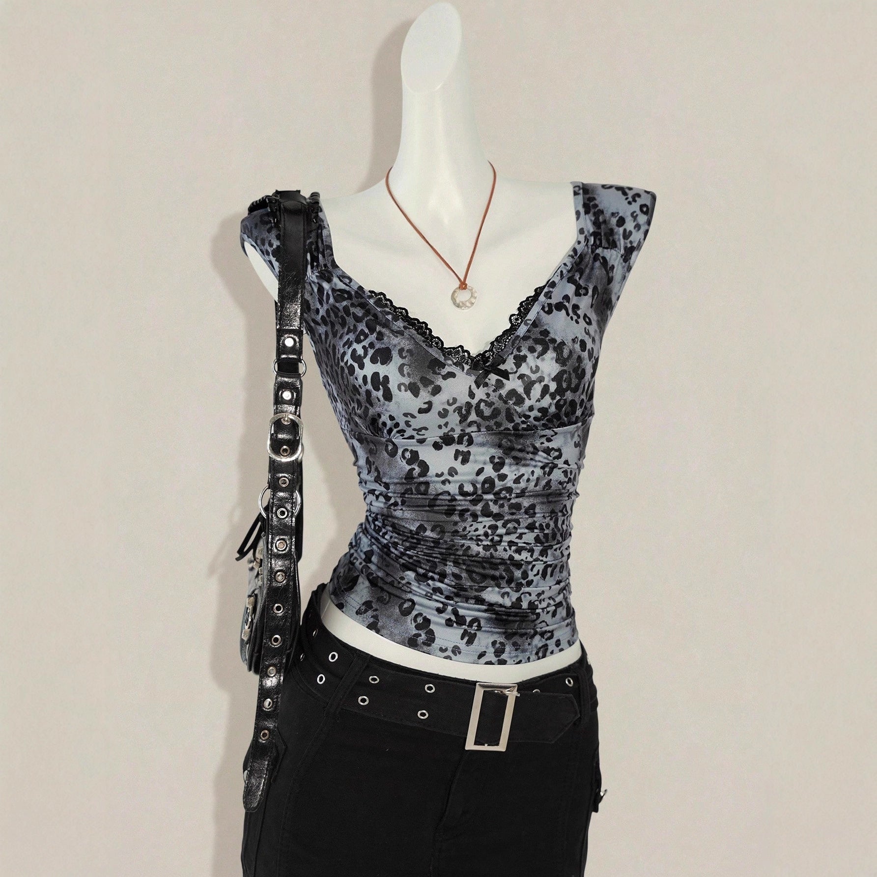 V-neck Lace-waist Vintage Slimming Vest
