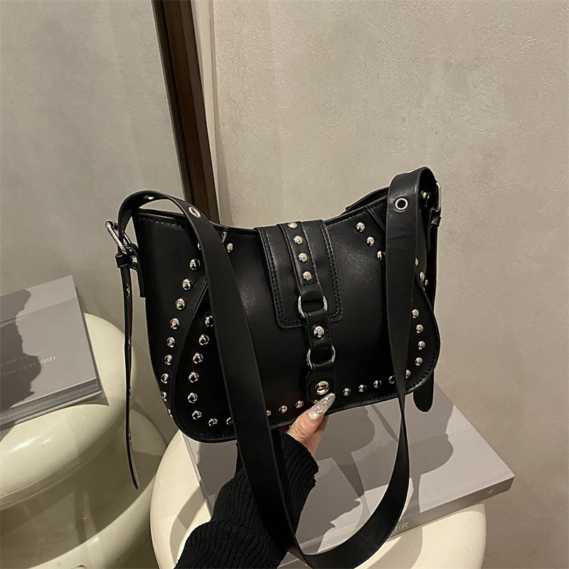 Sophisticated Studded Commuter Underarm Bag A Stylish Minimalist Niche-design Shoulder Or Crossbody Bag