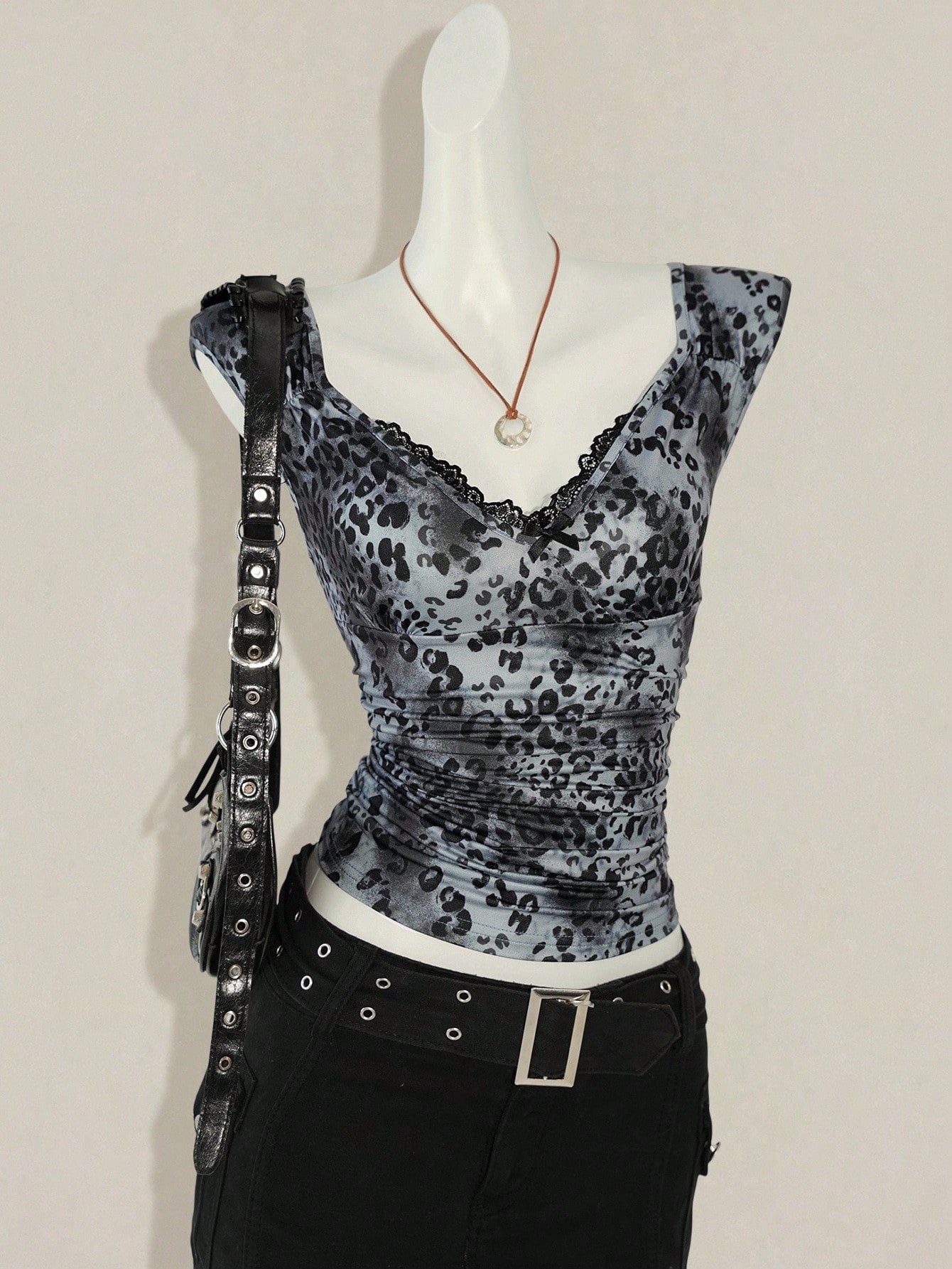 V-neck Lace-waist Vintage Slimming Vest